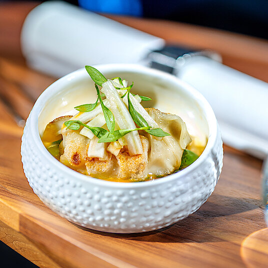 The fourth course of the vegetarian Eatrenalin menu 'Green Dimensions Exclusive' Im Raum "Ocean" verwöhnen wir Sie mit Sinnlichem aus den Tiefen des Meeres.